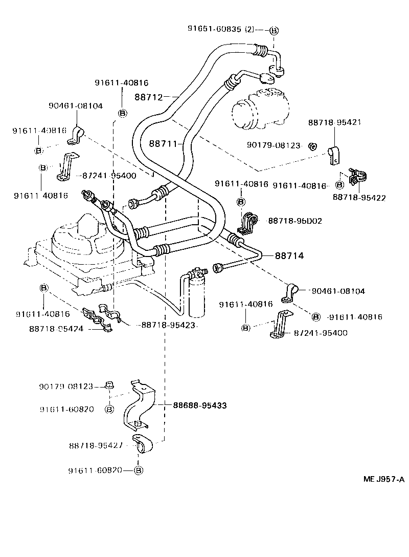  DYNA 200 |  HEATING AIR CONDITIONING COOLER PIPING