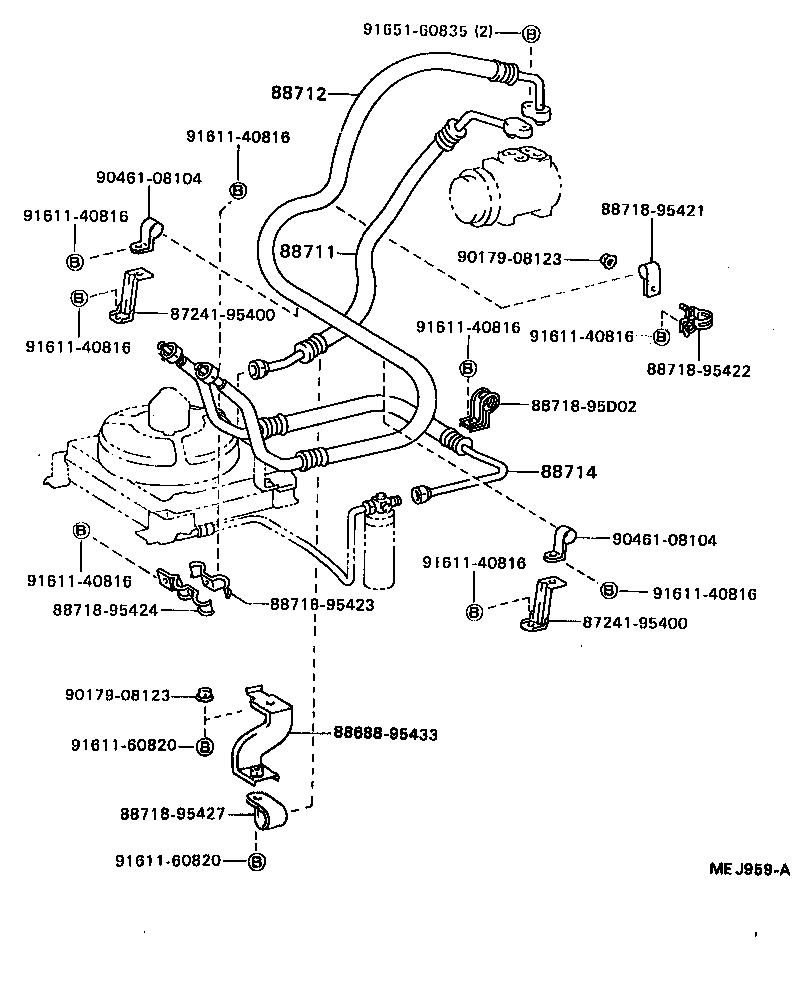  DYNA 200 |  HEATING AIR CONDITIONING COOLER PIPING