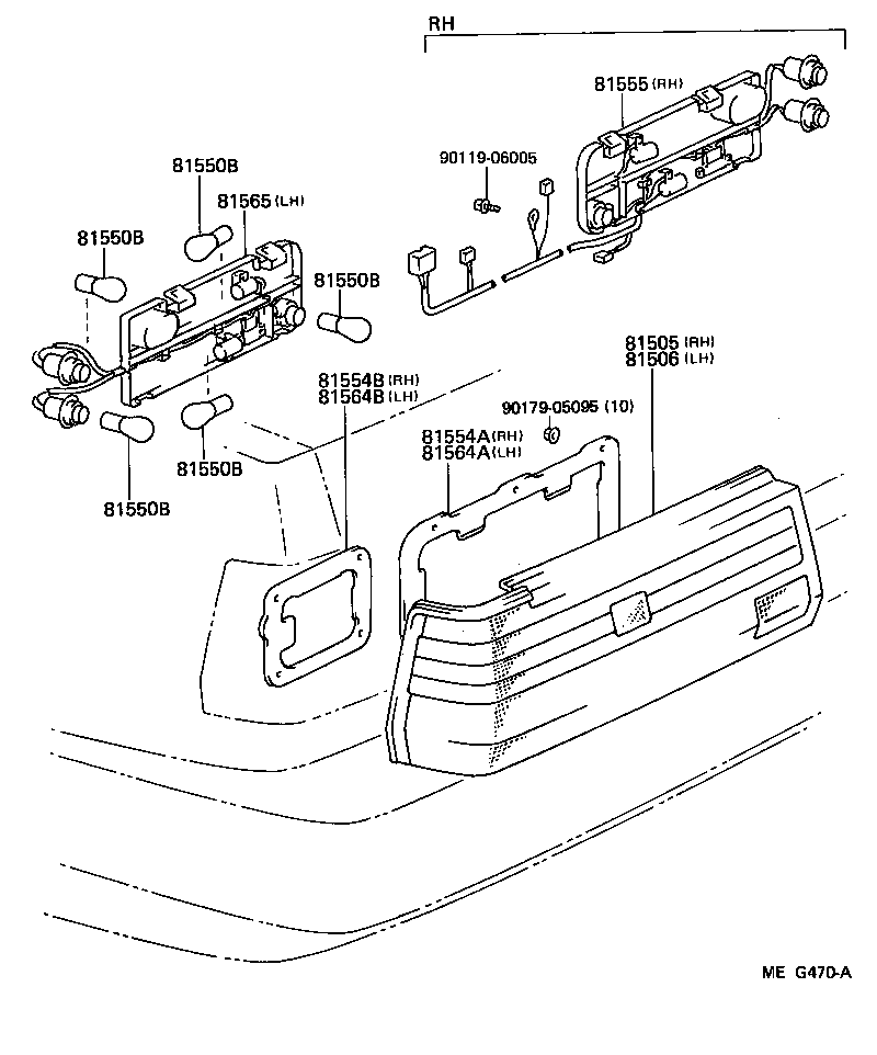  CROWN |  REAR COMBINATION LAMP